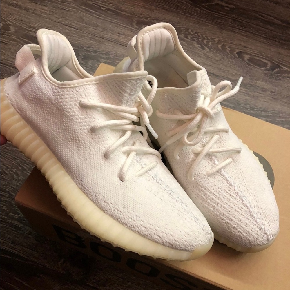 Yeezy 350 v2 cream